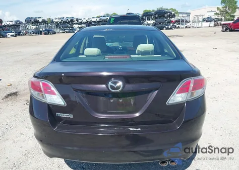 2010 Mazda Mazda6 I Sport z USA, uszkodzony, nr VIN 1YVHZ8BH4A5M04928